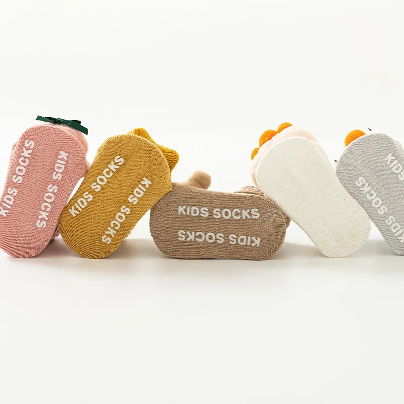 Winter Baby Warm Cute Cartoon  - Unisex Baby Socks Non Slip 评论和价格